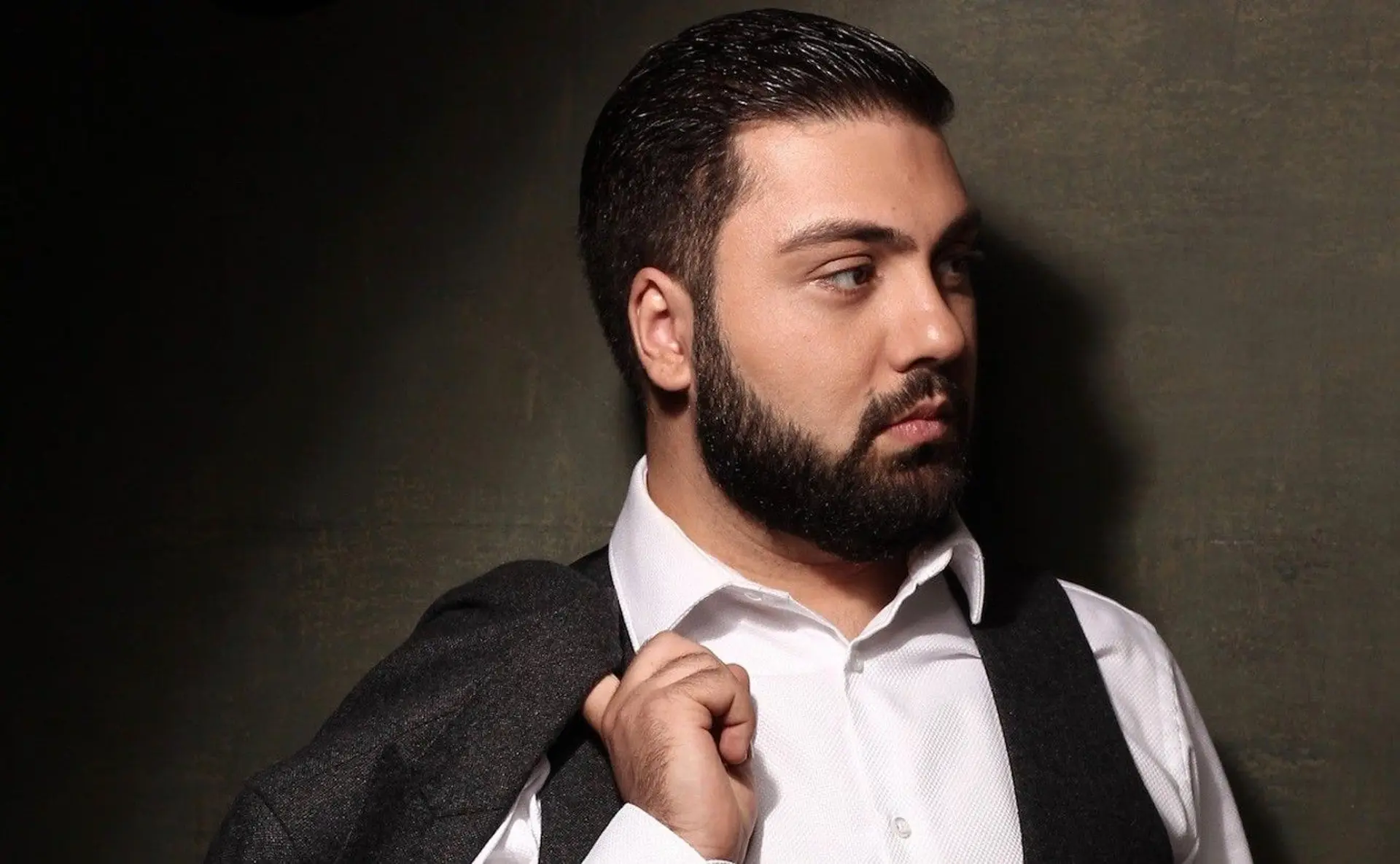 The first album of tenor Liparit Avetisyan is released in Delos