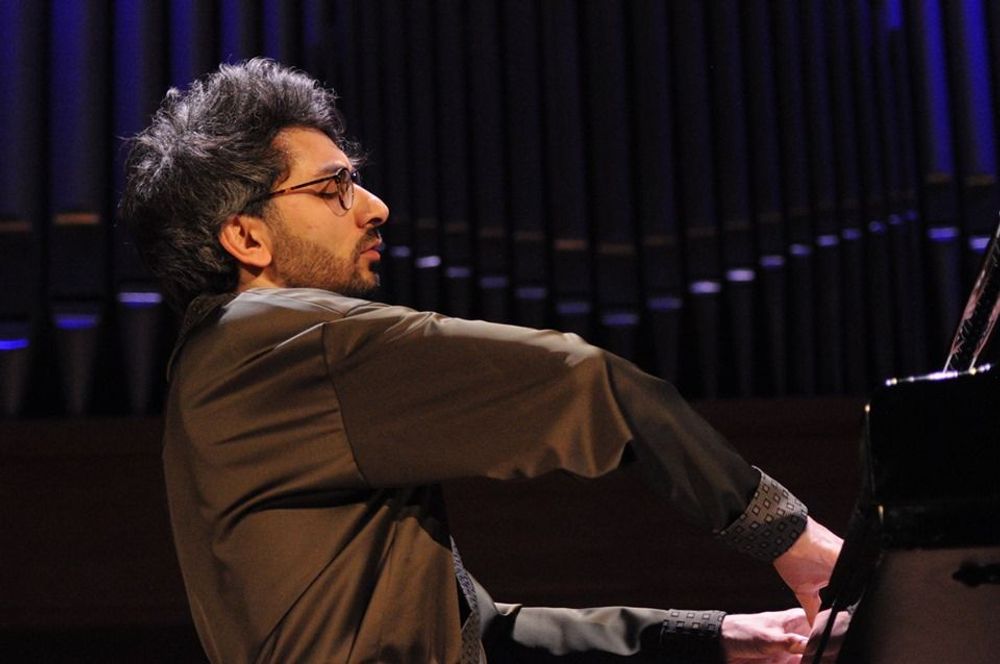 Pianist Hayk Melikyan's recital in Bruxelles - Armenian National Music (anmmedia.am) Pianist Hayk Melikyan's recital in Bruxelles - Armenian National Music (anmmedia.am)