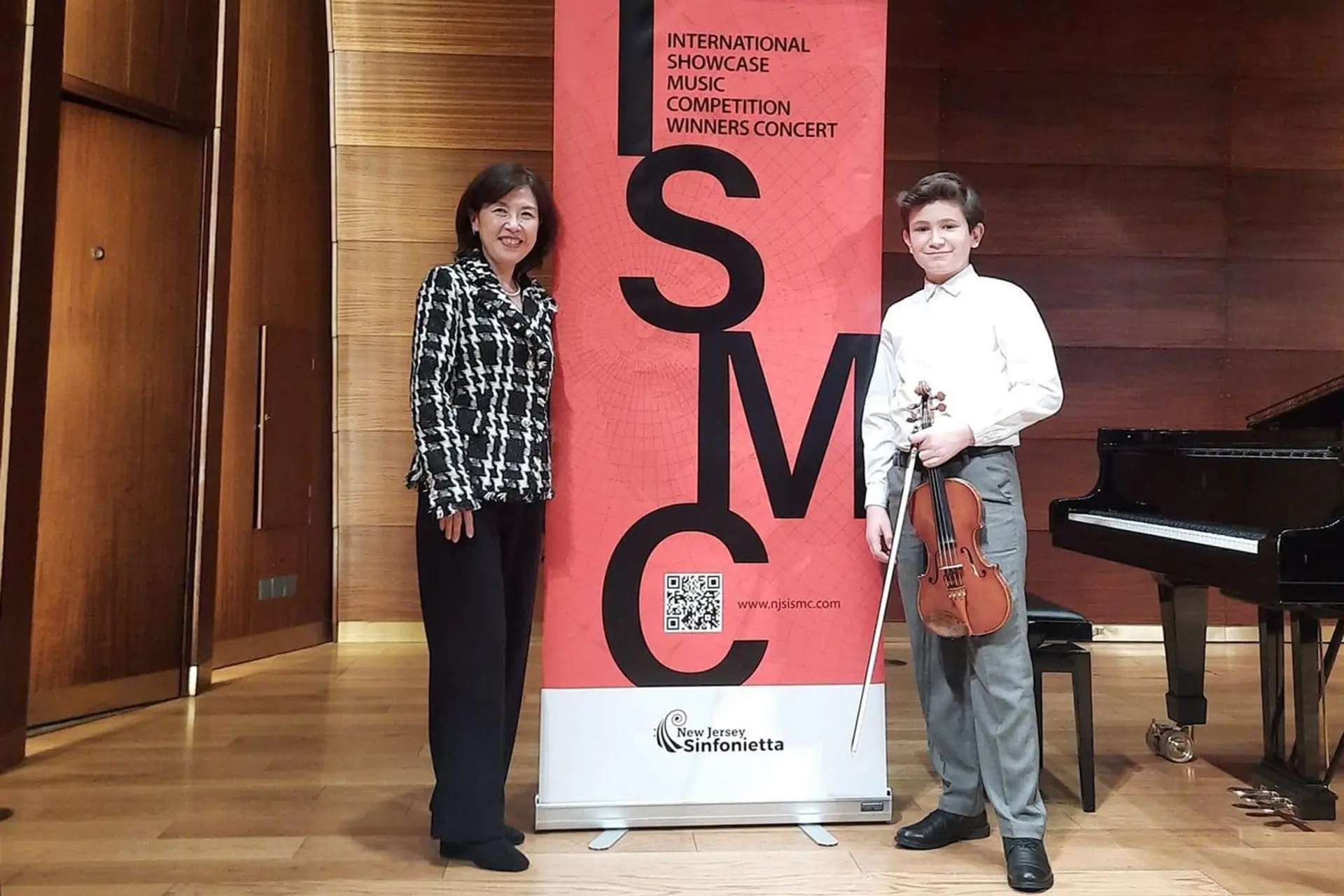 Young violinist Davit Babayan won the 2nd prize in the international competition