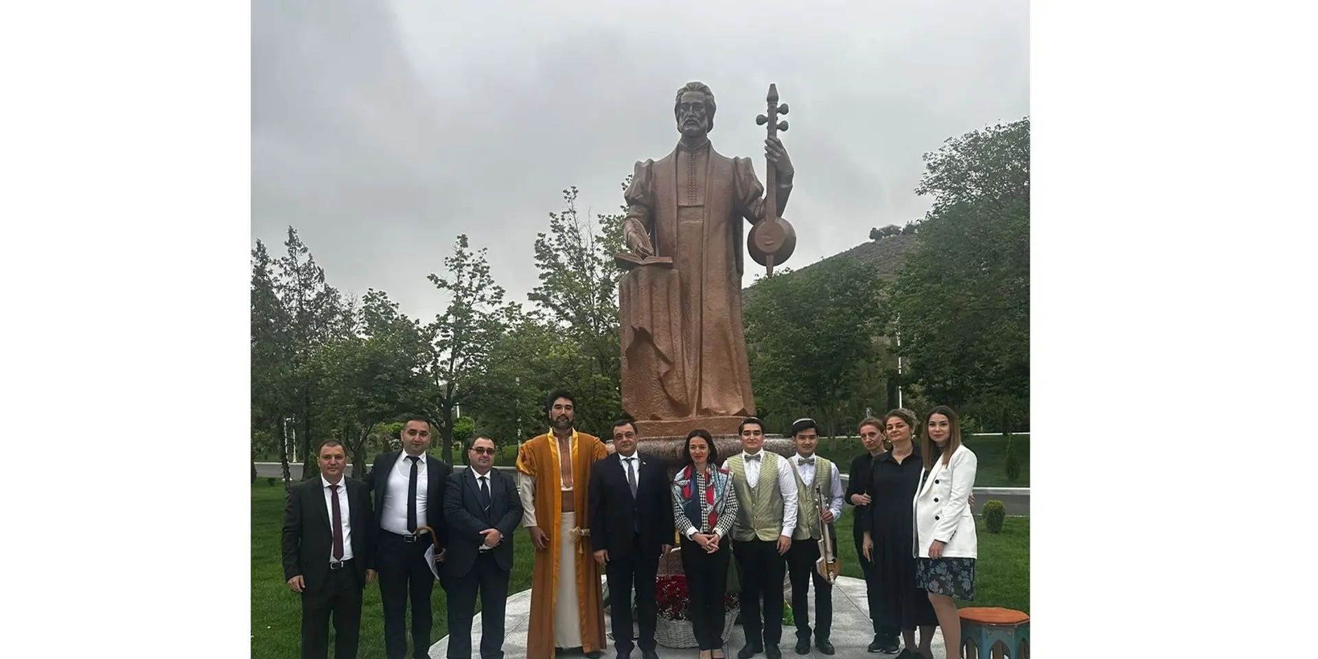 Sayat-Nova's statue unvailed in Ashgabad