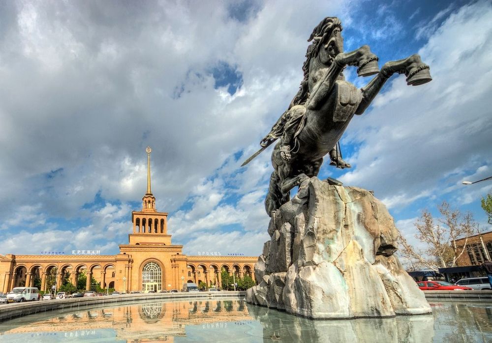 Քաղաքի օրը մենք կտոնենք մեր ընդհանուր հաղթանակի հետ միասին․ Հայկ Մարության - Armenian National Music (anmmedia.am) Քաղաքի օրը մենք կտոնենք մեր ընդհանուր հաղթանակի հետ միասին․ Հայկ Մարության - Armenian National Music (anmmedia.am)