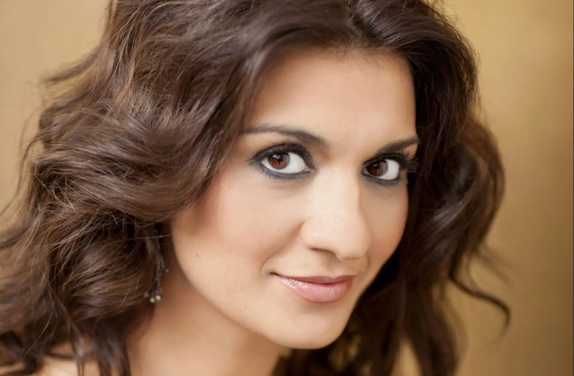 New arrangements of Komitas' compositions to be presented by Isabel Bayrakdarian