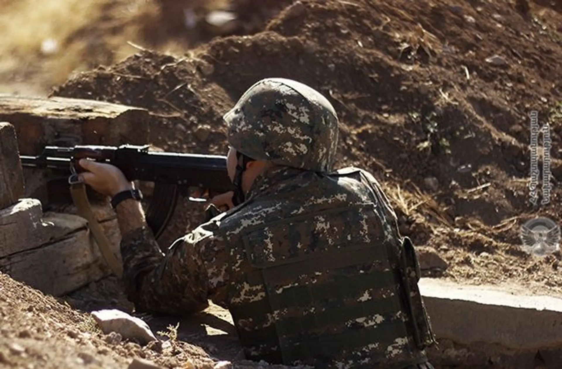 The adversary suffered heavy losses and fled in the North-Western section of the front line