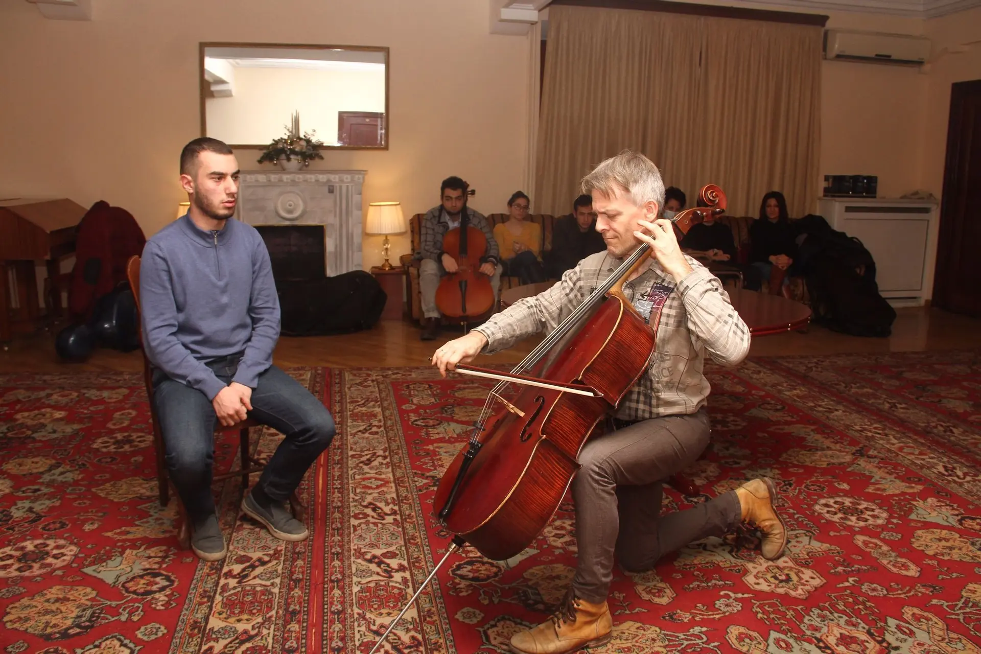 Alban Gerhard had a masterclass with young, talented Armenian cellists