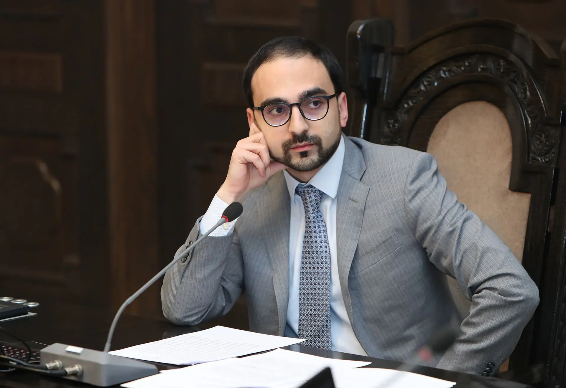 Preconditions and deadlines for reopening cultural centers to be specified