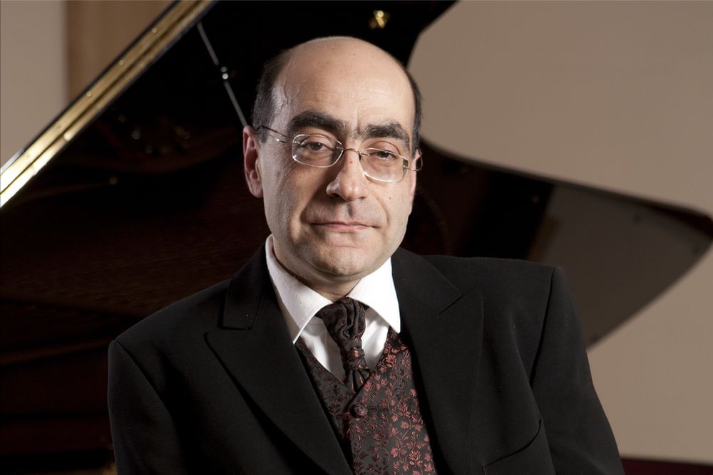 Armen Babakhanyan - Armenian National Music (anmmedia.am) Armen Babakhanyan - Armenian National Music (anmmedia.am)