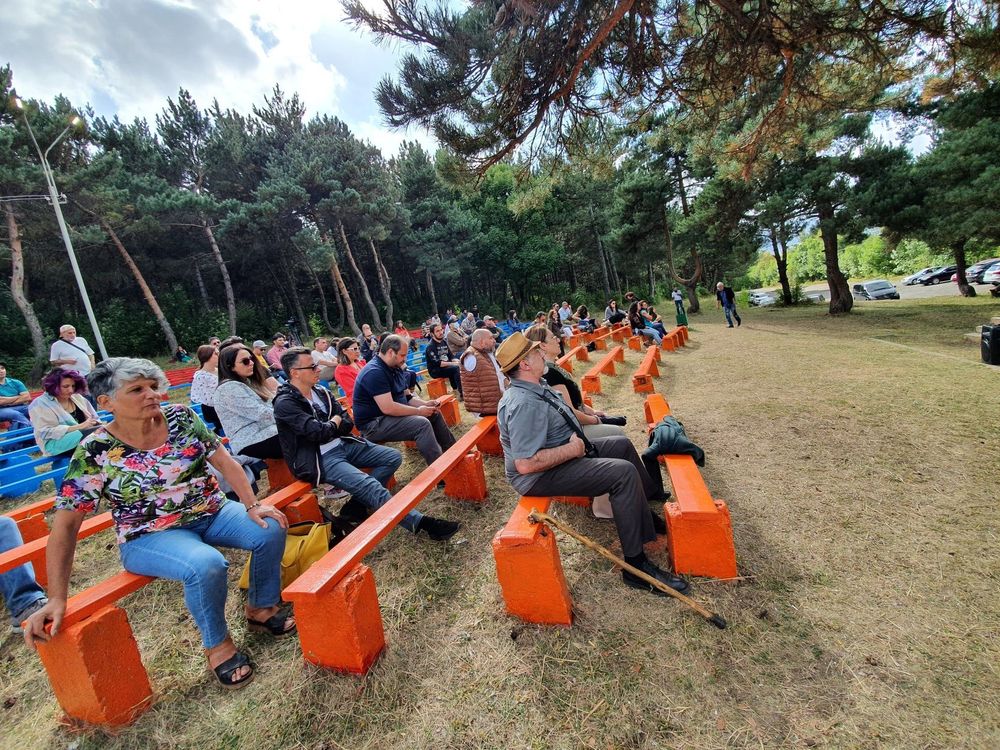 "Self-identification - 2020". The problems uniting free creators were discussed - Armenian National Music (anmmedia.am) "Self-identification - 2020". The problems uniting free creators were discussed - Armenian National Music (anmmedia.am)