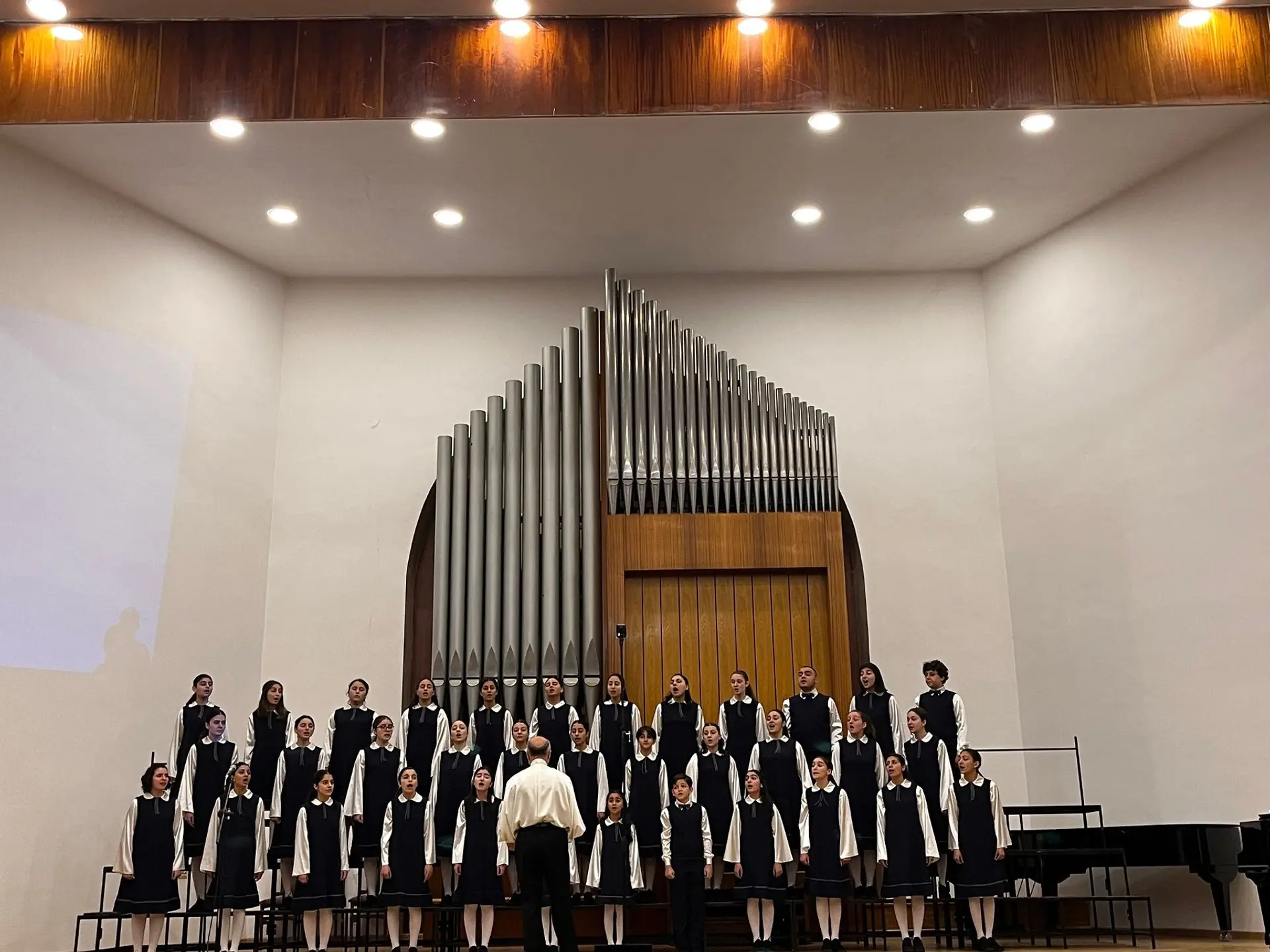 Սյունիքում անցկացվել է «Երգով ու սիրով» երգչախմբային 3-րդ փառատոնը