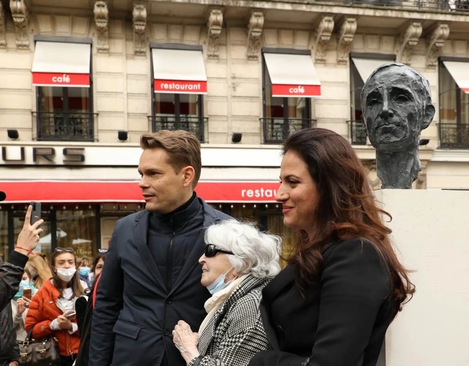 The bust of Charles Aznavour is unveiled in Paris